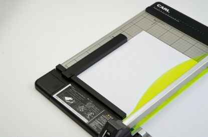 Picture of CARL DC210N TRIMMER A4 32 SHEET