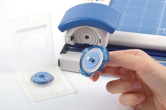 Picture of CARL RT200 A4 PAPER TRIMMER