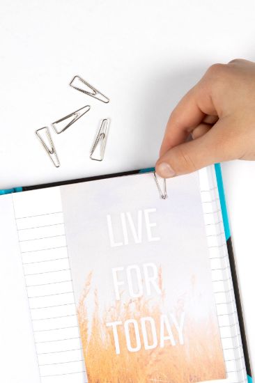 Picture of CELCO PAPER CLIP 31MM TRIANGLE PK 200