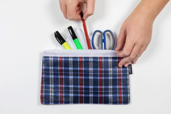 Picture of CELCO PENCIL CASE 235X130MM 1 ZIP TARTAN