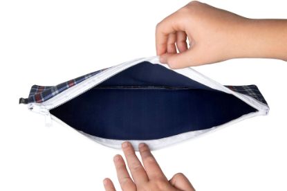 Picture of CELCO PENCIL CASE 340X100MM 1 ZIP TARTAN