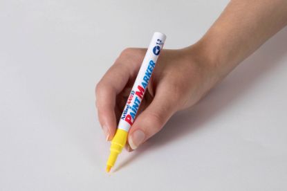 Picture of ARTLINE 440 PAINT MARKER YELLOW